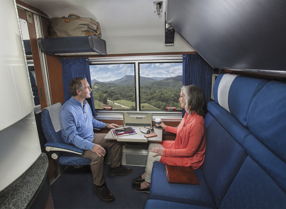 Amtrak-Roomette-couple