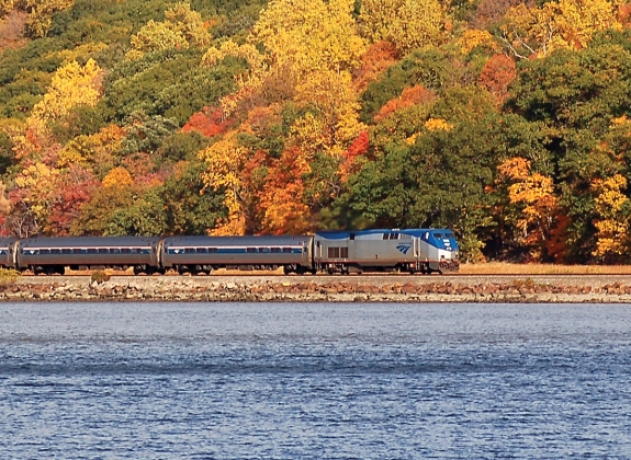 lakeshore limited route going along the water
