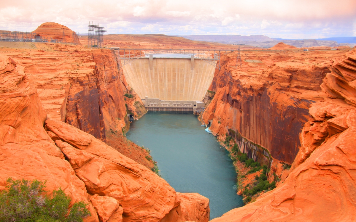 Glen-Canyon-Dam_Lake-Powell Glen-Canyon-Dam_Lake-Powell