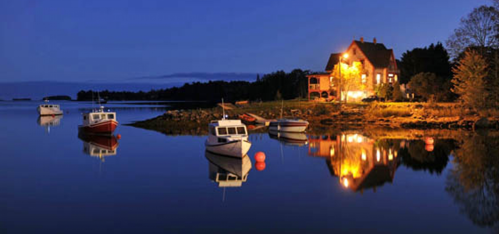 Halifax_Chester-Bay